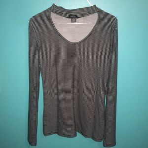 Black and White strips top